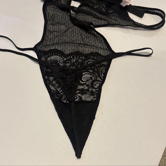 Victoria’s Secret Chantilly 2007 Lace Black Mesh Floral Teddy VTG SEXY 1PC Large - Picture 16 of 17